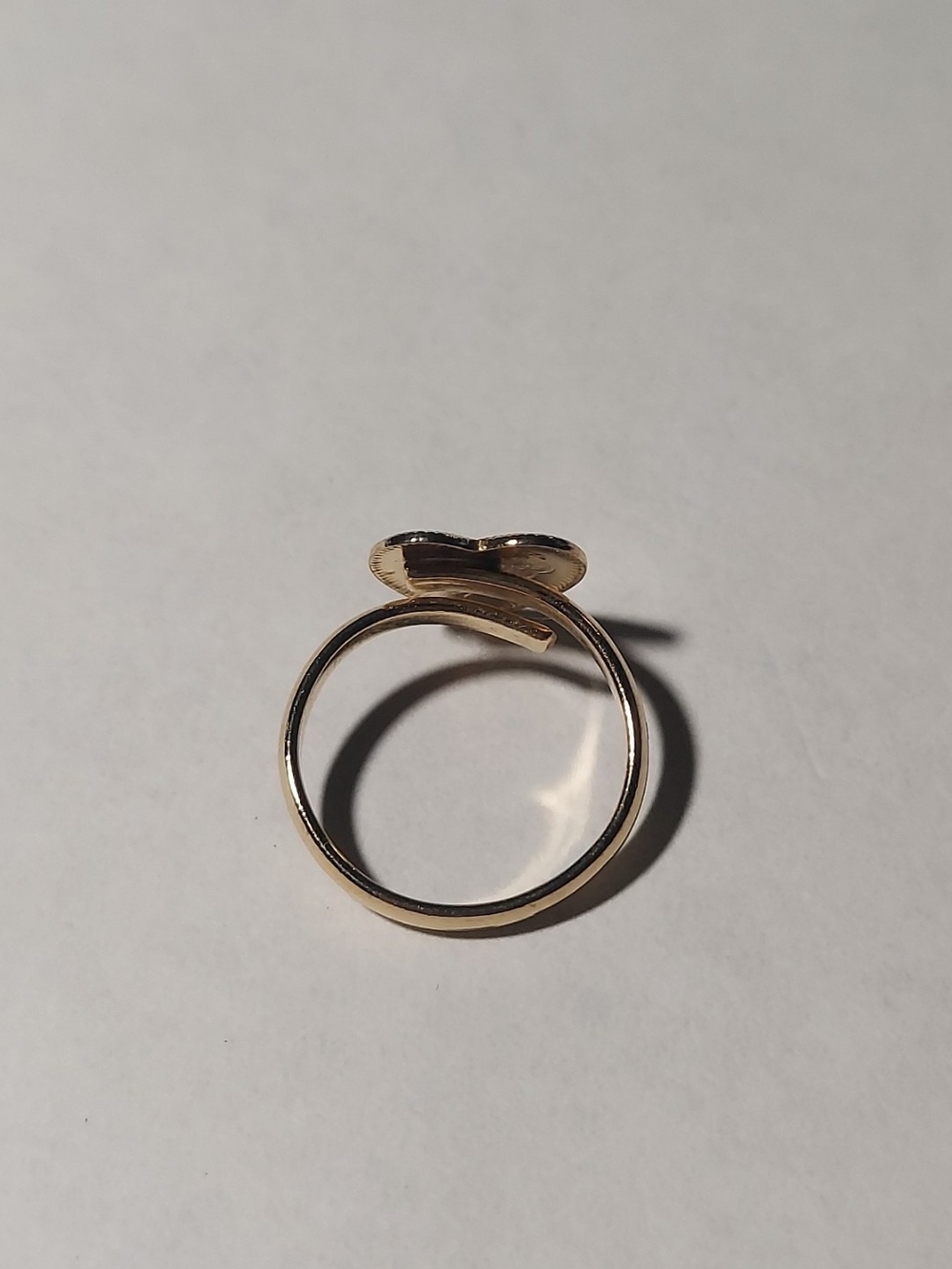 VINTAGE AVON CHILD'S ADJUSTABLE HEART SIGNET RING - Picture 2 of 5